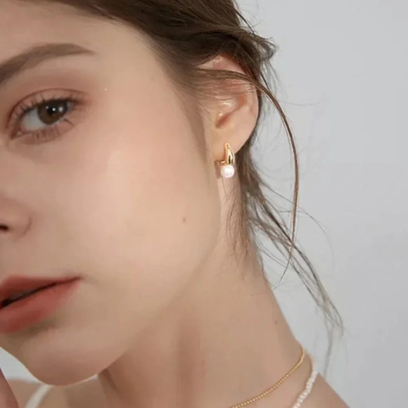 925 Sterling Silver Pearl Huggie Earrings Small Huggie Hoop Earrings - Picture 8 of 9